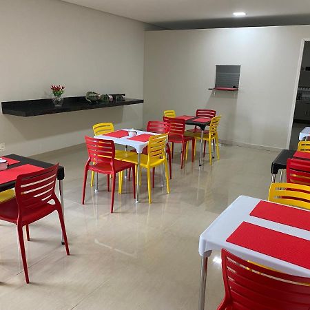 Hotel Cristalina Extérieur photo