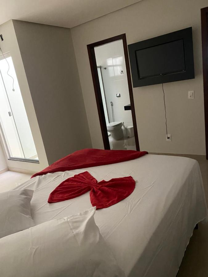 Hotel Cristalina Extérieur photo